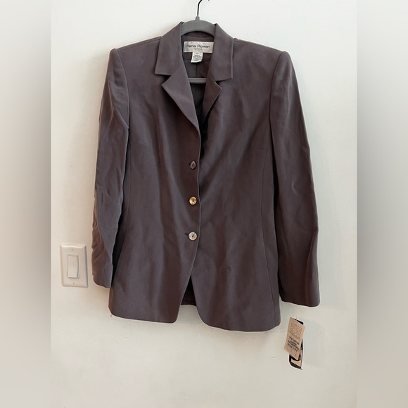 Rena Rowan Women’s Petite Blazer Size 10P Taupe NWT Timeless - Picture 2 of 7